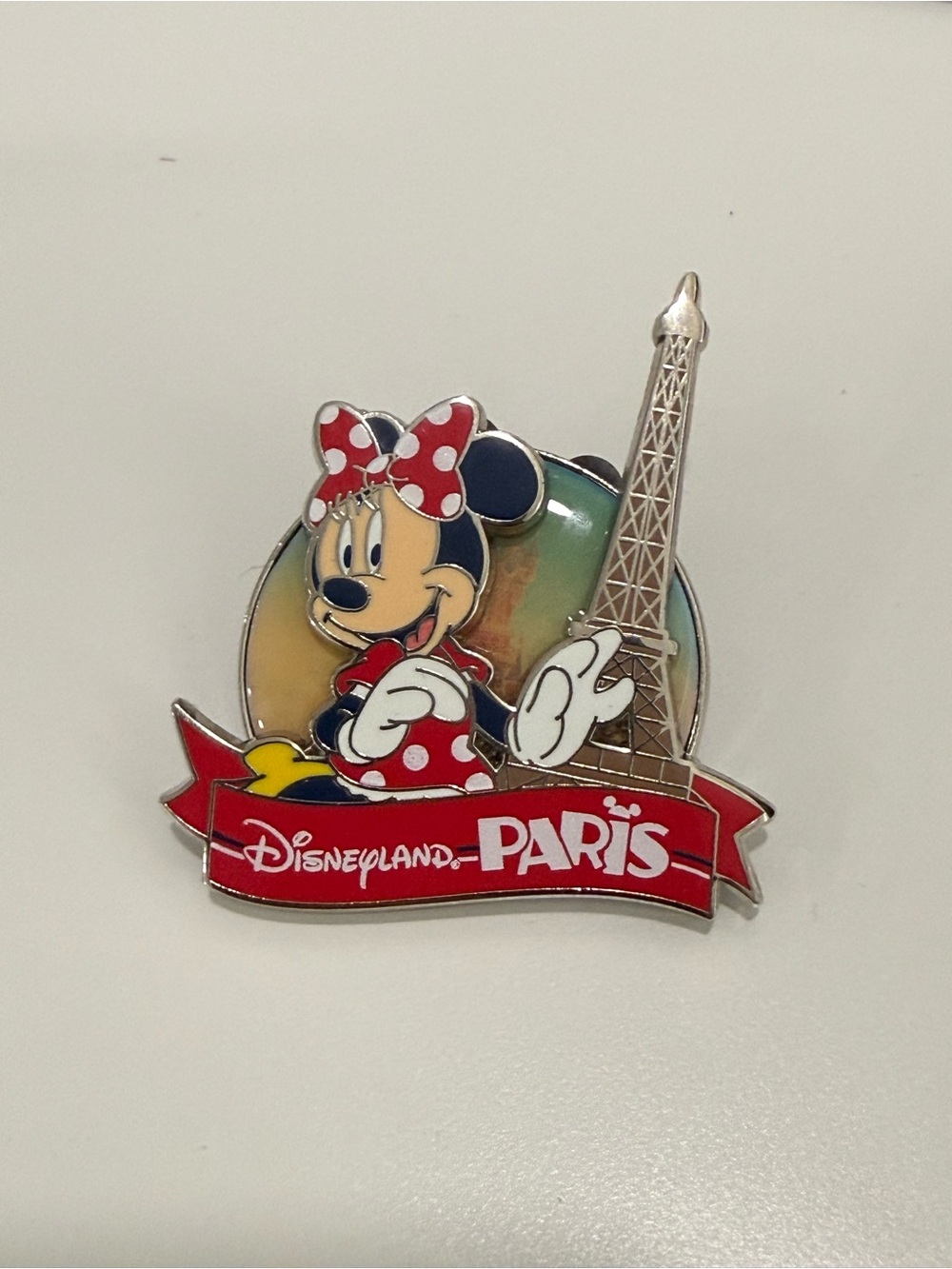 Disneyland Paris Minnie Eiffel Tower (w/ castle) trading pin (from 2013)
